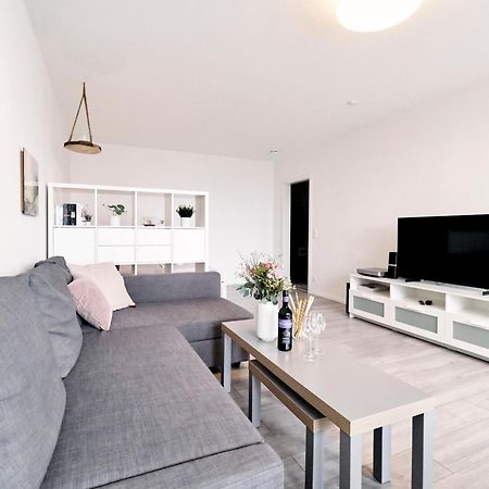 Kuestenliebe -Mit Traumhaftem Meerblick Und Balkon Flensburg Exterior foto